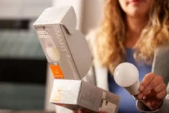 Osram Smart+ Wifi E27 standardpære, farveskift, 14W, 3-pak