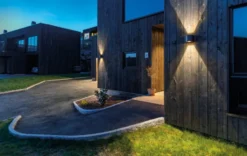 SG Artes Round udendørs væglampe, 3000K, sort