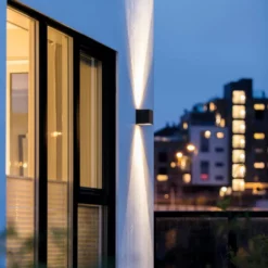 SG Artes udendørs væglampe, 2700K, grå