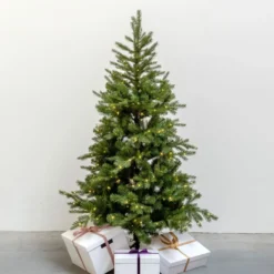Sirius Eric kunstigt juletræ med lys, 150 cm