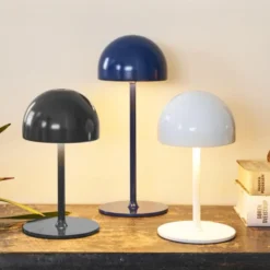 Sirius Tim genopladelig bordlampe, blå, 30 cm