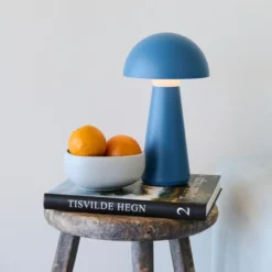 4 stk Sirius Sam genopladelig bordlampe, blå