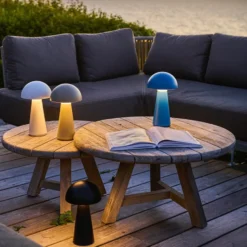 4 stk Sirius Sam genopladelig bordlampe, blå