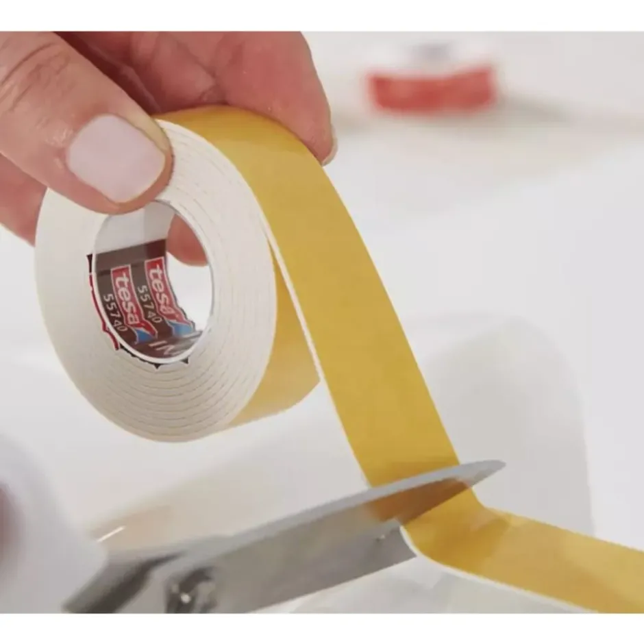 Tesa dobbeltklæbende tape til LED strips