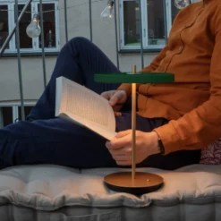 Umage Asteria Move genopladelig bordlampe, grøn