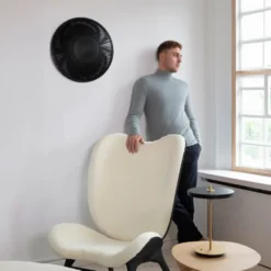 Umage Clava Up Wood væglampe, sort træ, Ø35 cm