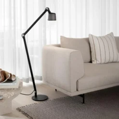 Vipp 525 gulvlampe